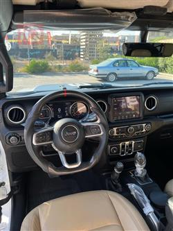 جیپ رانگلەر